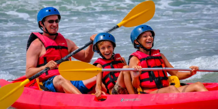 Family Kayak Tour in La Jolla San Diego